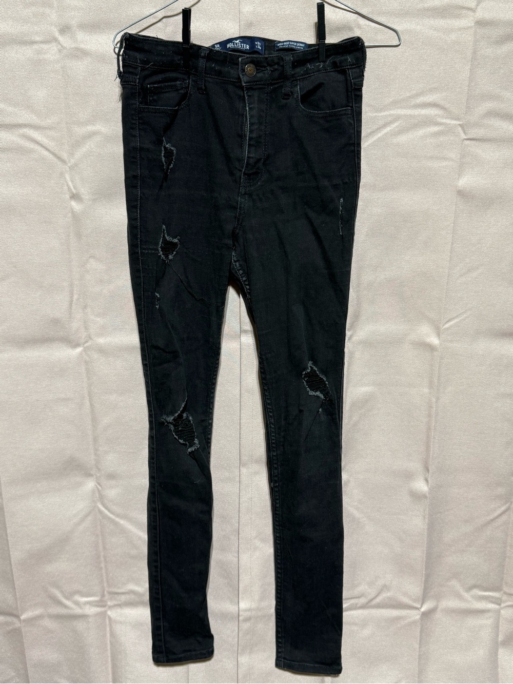 Hollister Black Distressed Skinny Jeans